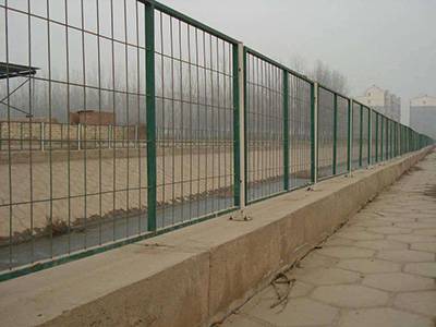 圈地護欄網(wǎng) 圈地護欄網(wǎng)