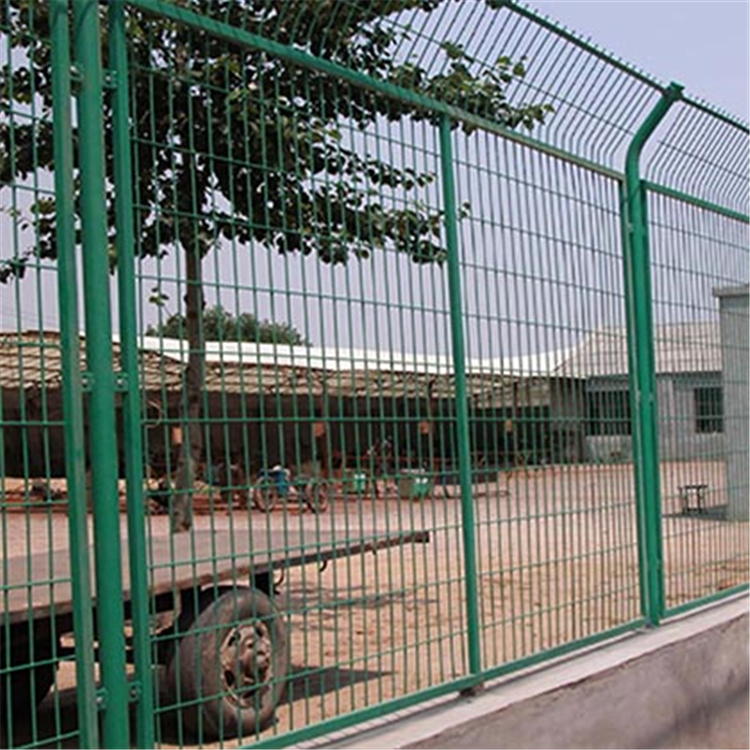 高速公路護欄網圖片1 高速公路護欄網圖片1