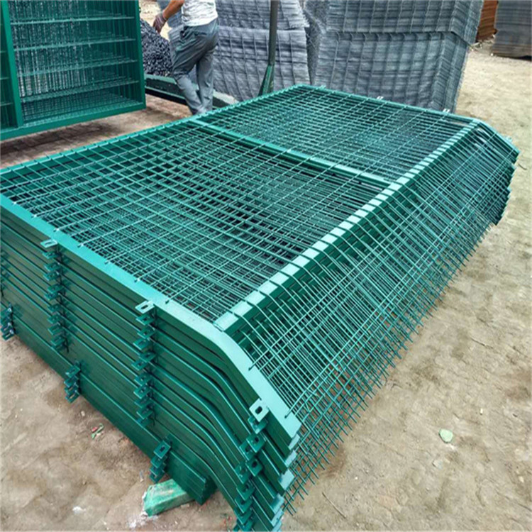 鐵路線路防護柵欄金屬網片圖片1