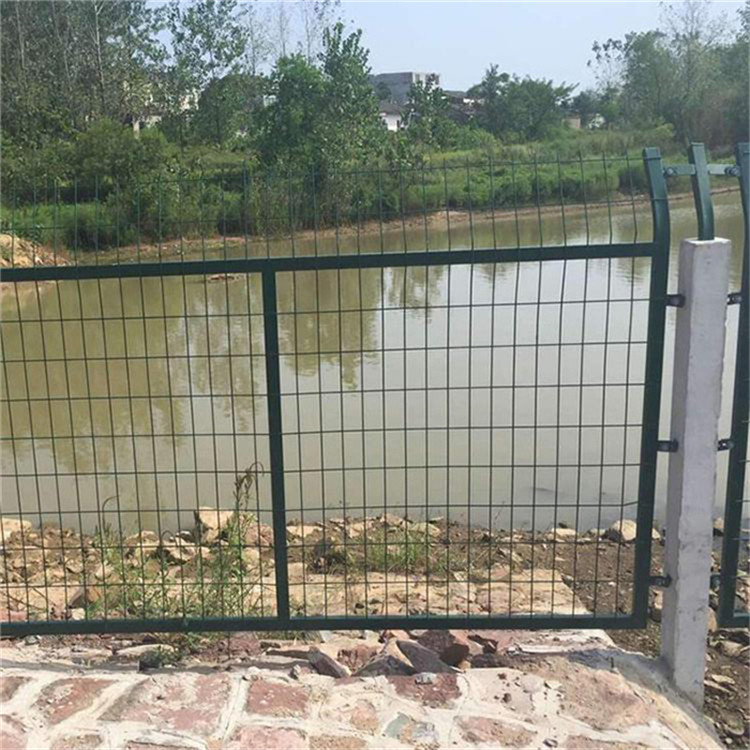 鐵路線路防護柵欄金屬網片圖片2