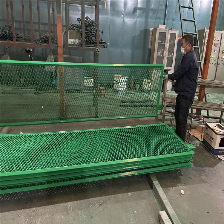 鋼板網防拋網圖片1 鋼板網防拋網圖片1