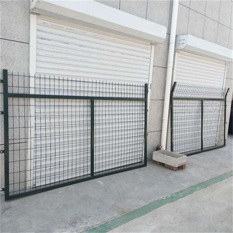 鐵路框架護(hù)欄 圖片2 鐵路框架護(hù)欄 圖片2