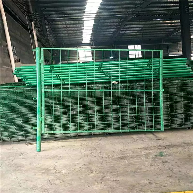 公路框架護欄網(wǎng)圖片4 公路框架護欄網(wǎng)圖片4