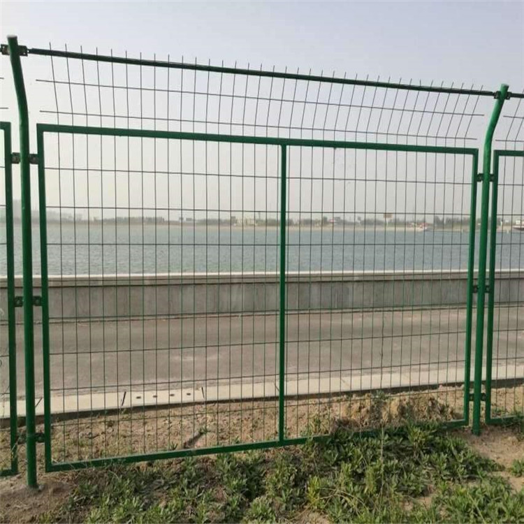 堤壩河道護欄網圖片1 堤壩河道護欄網圖片1