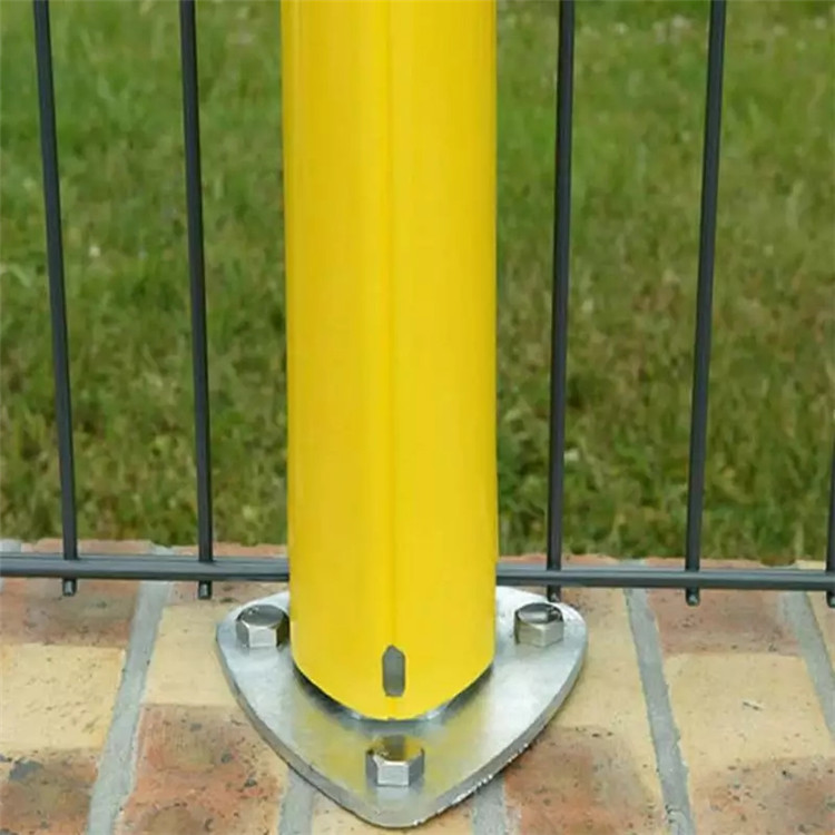 公路桃形柱護欄圖片2