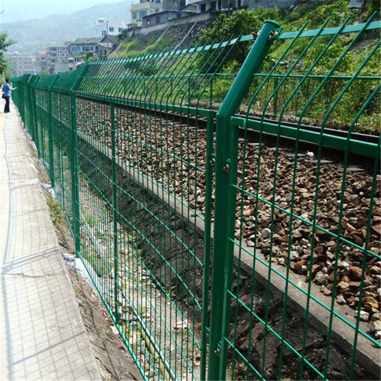 鐵路兩側護欄網圖片1 鐵路兩側護欄網圖片1