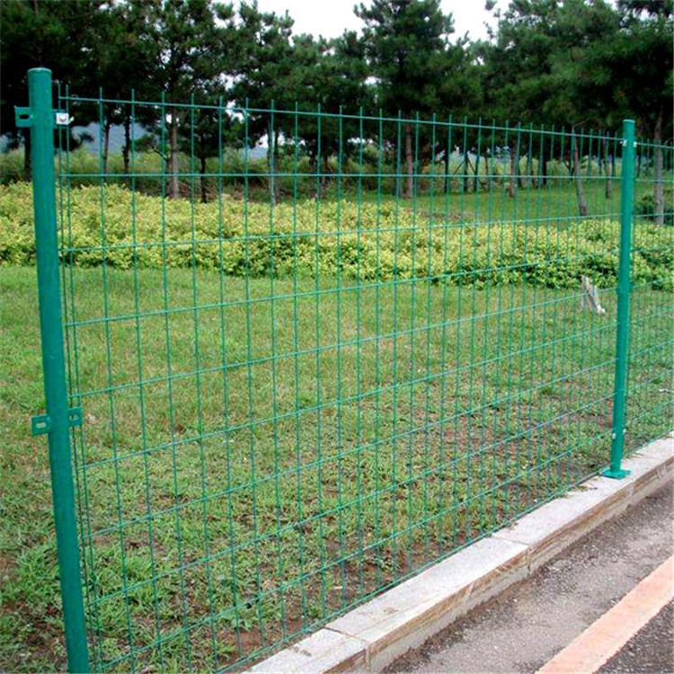 果園護(hù)欄網(wǎng)圖片2 果園護(hù)欄網(wǎng)圖片2