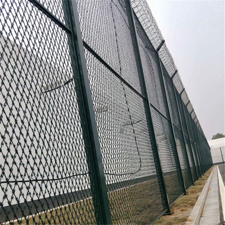 監(jiān)獄防攀爬圍欄網(wǎng)圖片4 監(jiān)獄防攀爬圍欄網(wǎng)圖片4