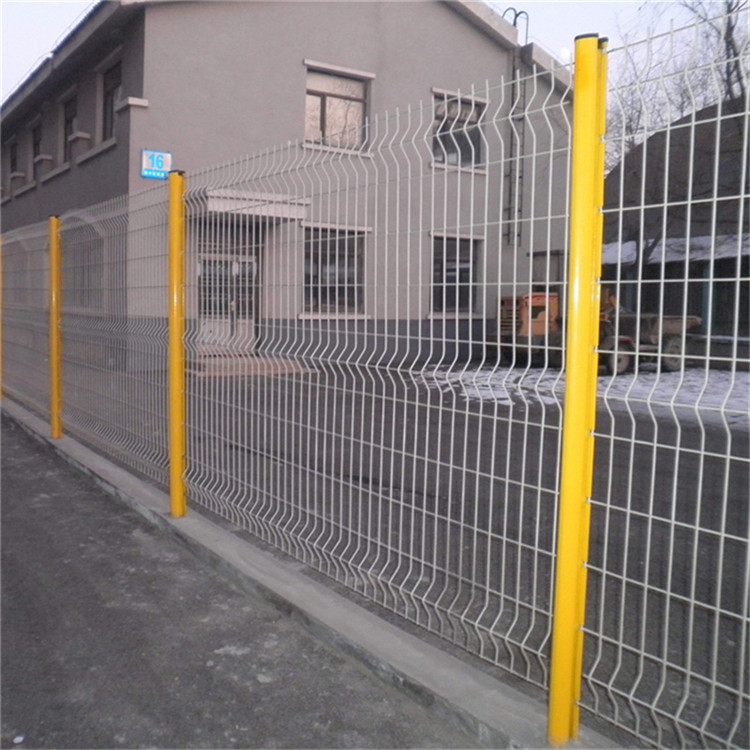 金屬折彎護欄網圖片2 金屬折彎護欄網圖片2