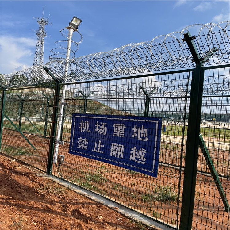 監(jiān)獄機場Y型護欄網圖片3 監(jiān)獄機場Y型護欄網圖片3